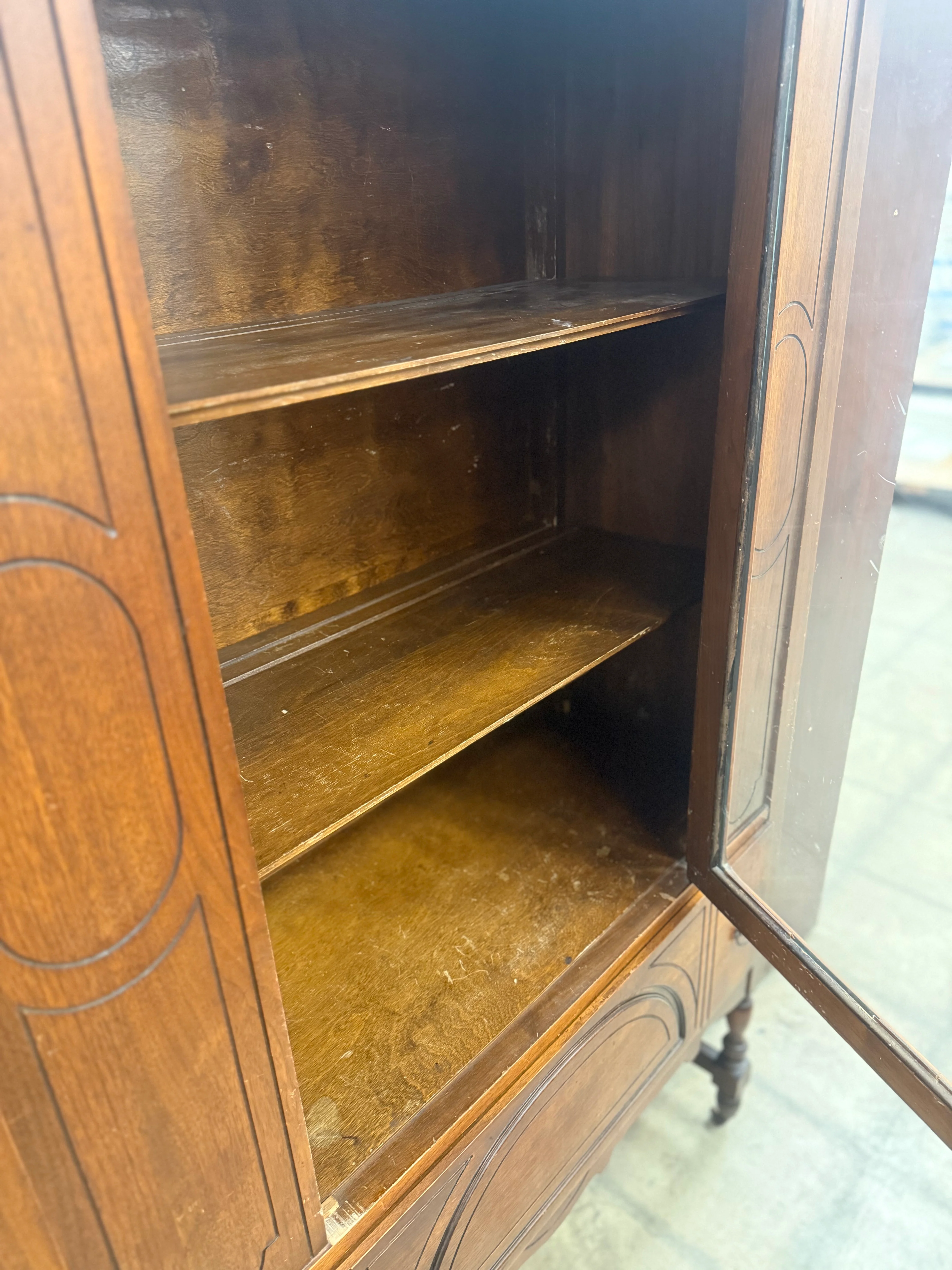 Antique Hutch Cabinet with Castors - Image 5