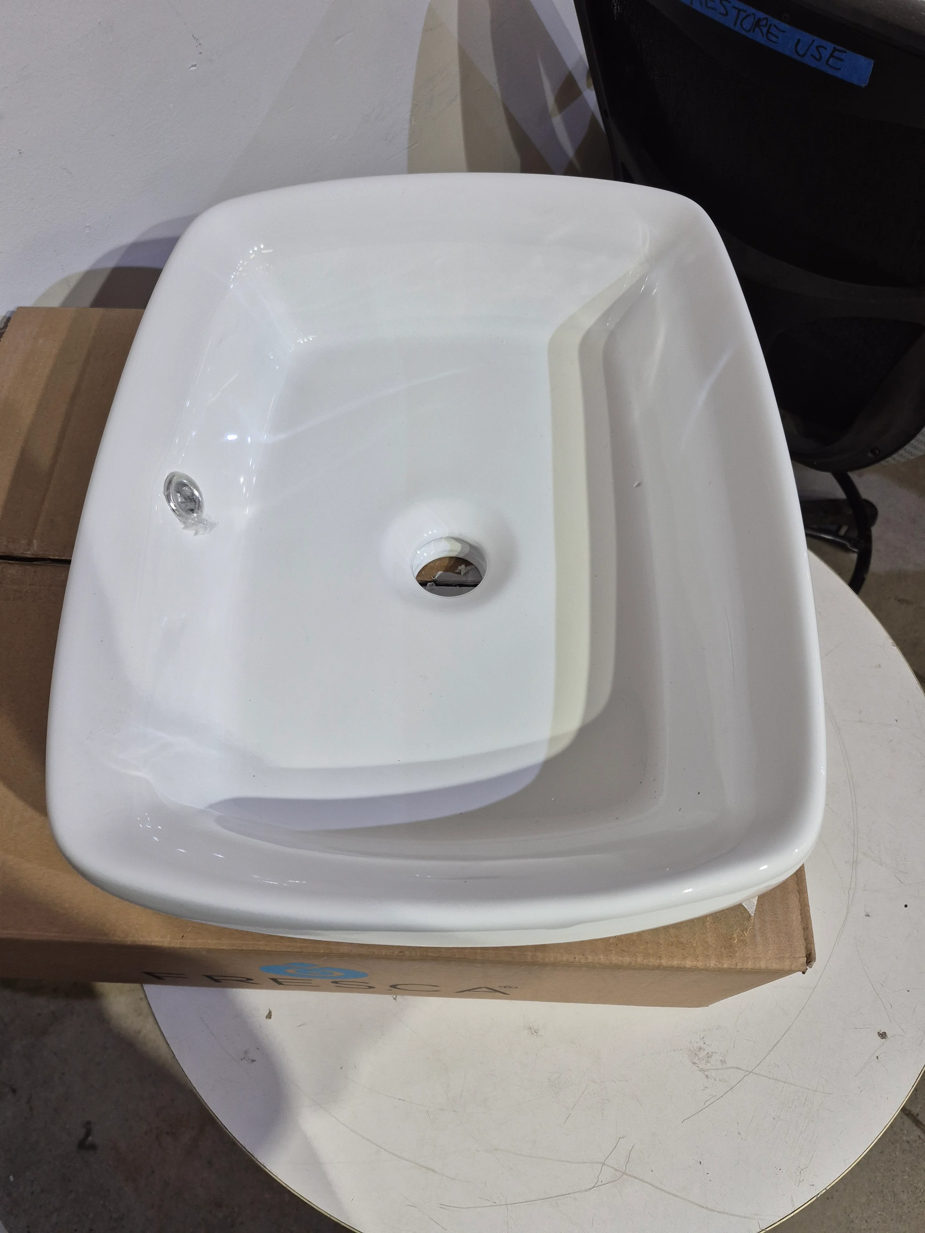 Bellezza White Vessel Sink - Image 3