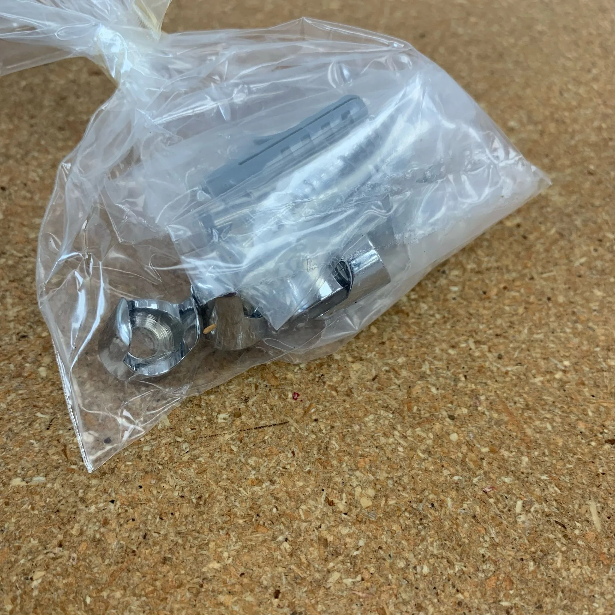 Wall Hung 5-Tier Modular Cabinet/Glass Shelves in Chrome MO38 - Image 4